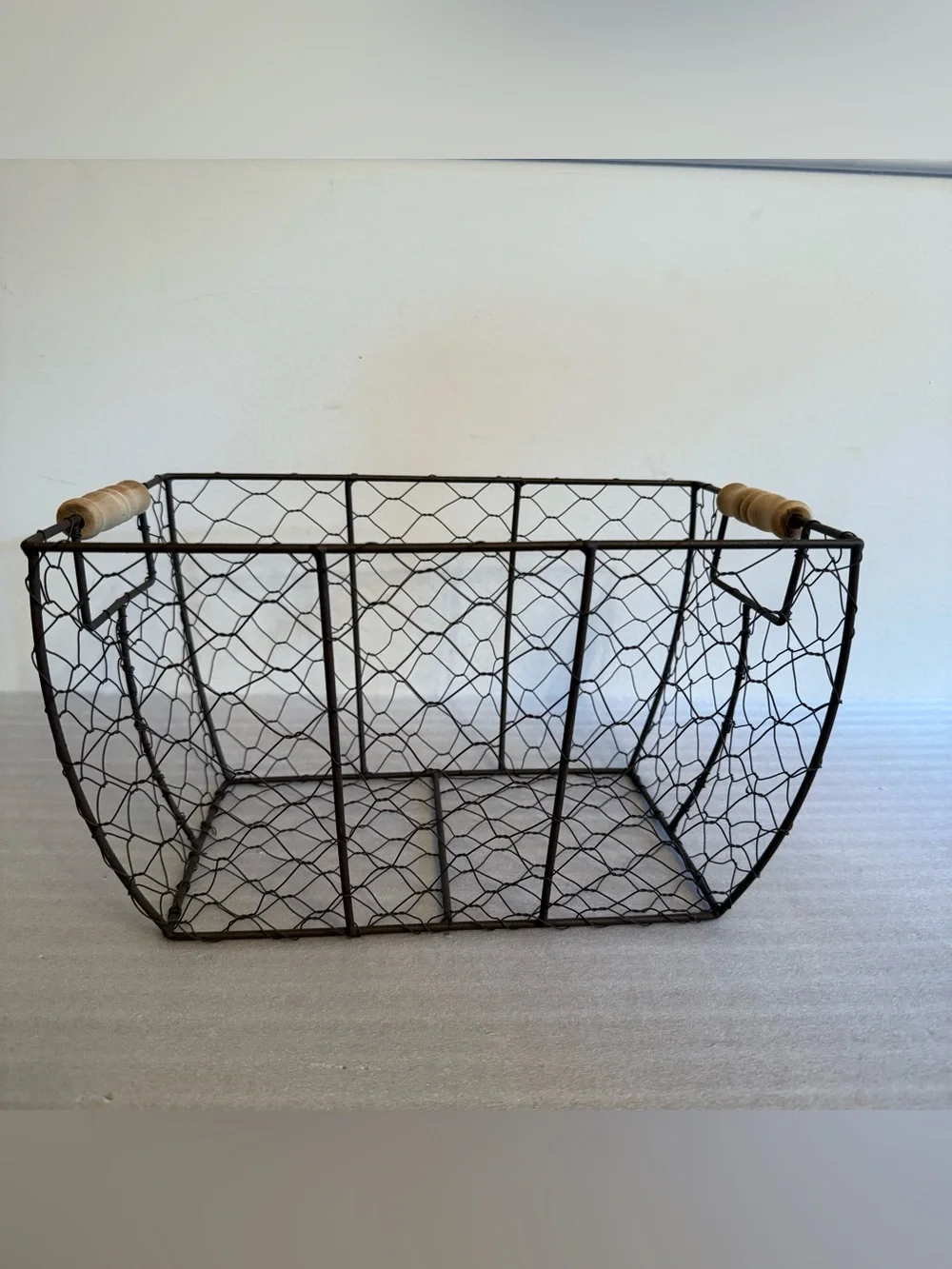 N/A decorative basket